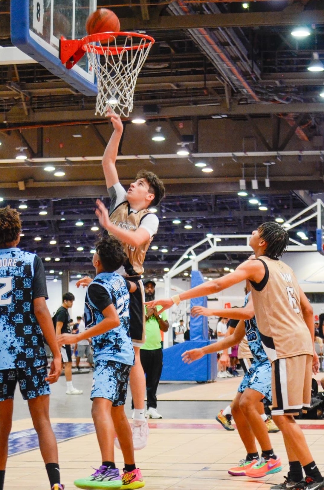 Check out the photos and videos of the men's basketball recruiting profile Kaden Ramirez